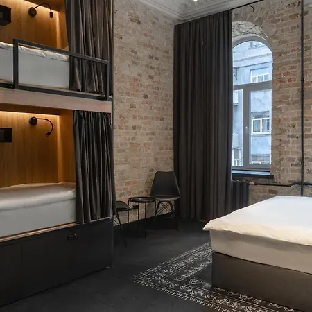 Globe Runner Hostel Kiev