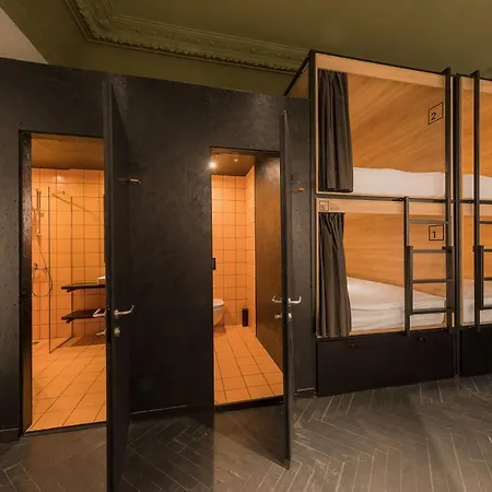 Globe Runner Hotel&hostel Hostel