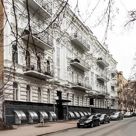 Хостел Globe Runner *